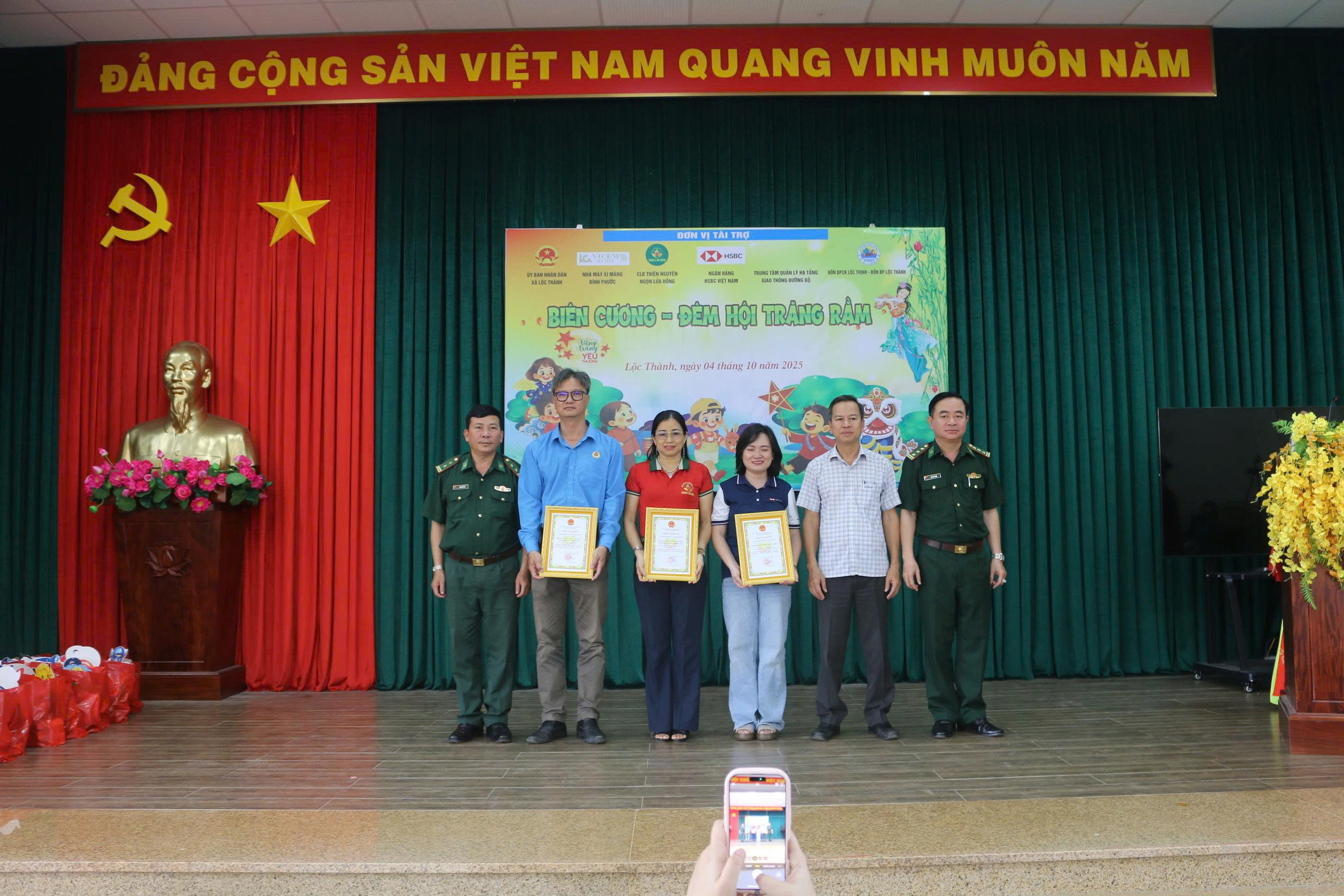 z7082332807192 b265506a3e31e4b1cbaf67d66065e0df