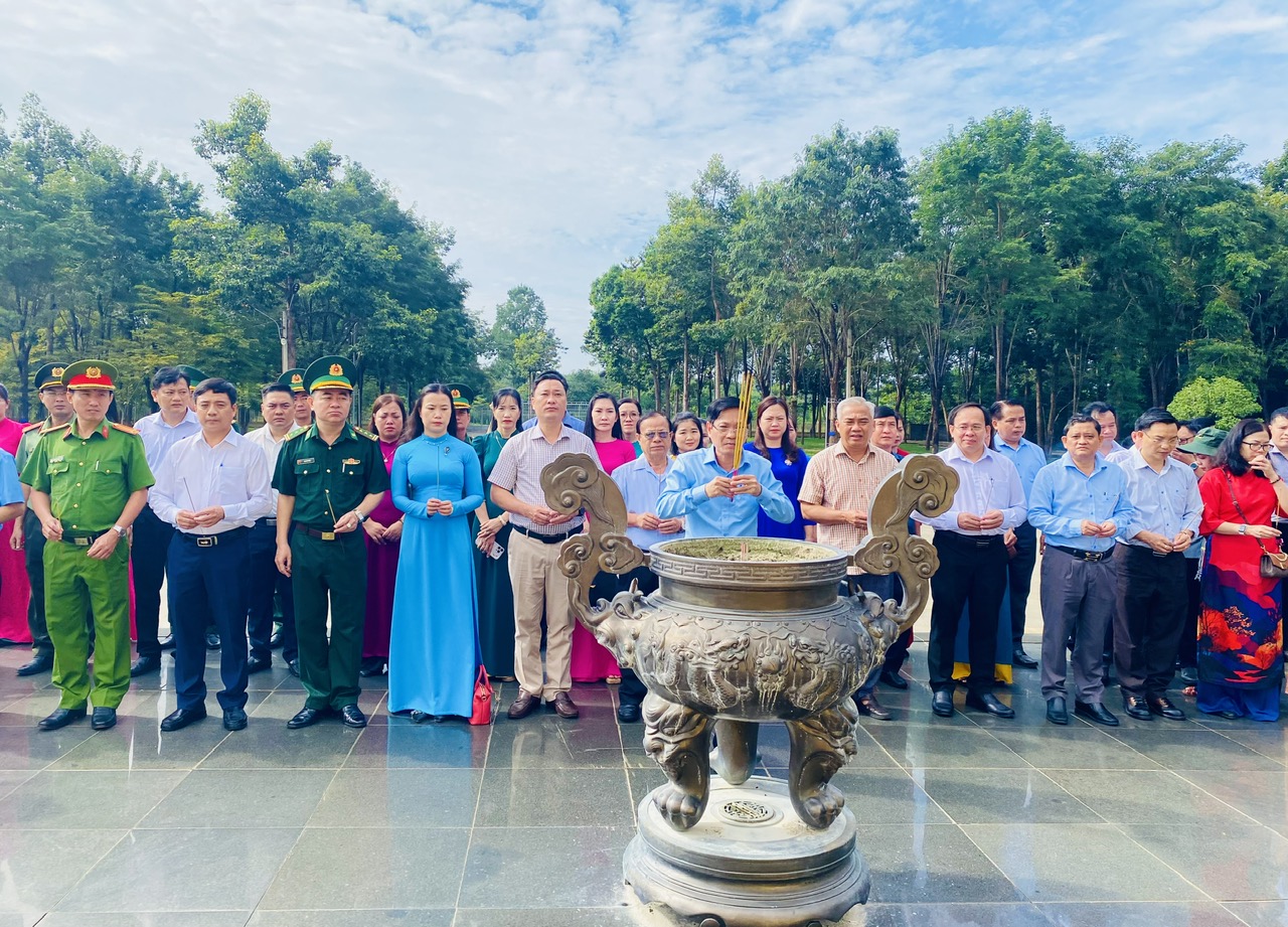 z7088422969327 a22b41da8e26cbc708880cb2df4dbf1f