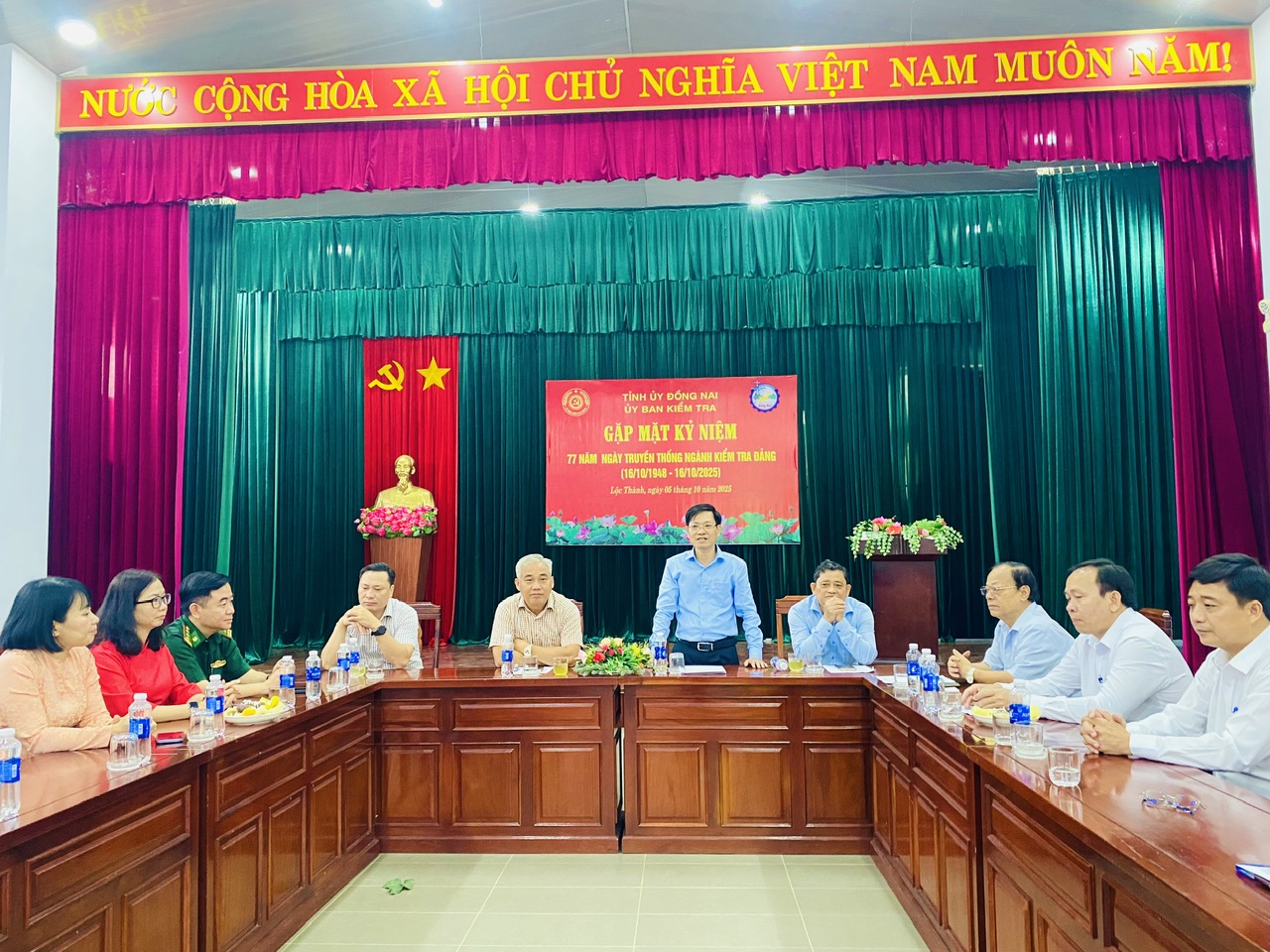 z7092457518125 80c9df9d06d6b3cbd541adc637bf88fa